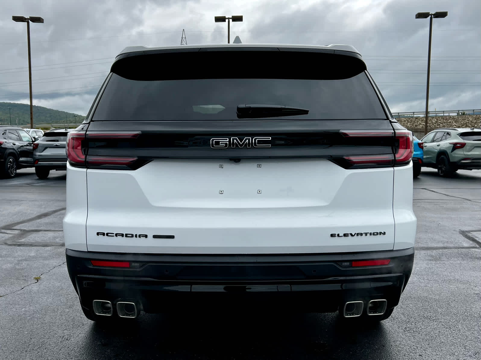 2027 GMC Acadia Elevation