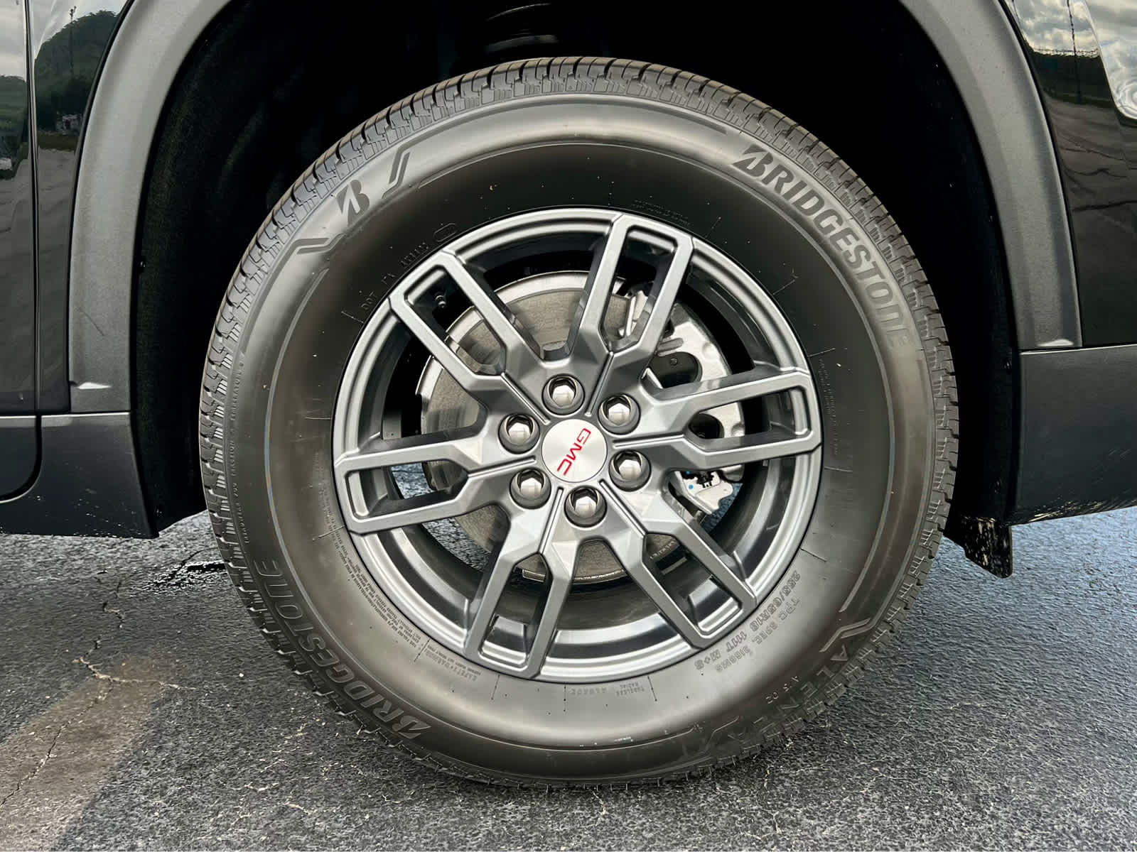 2027 GMC Acadia Elevation