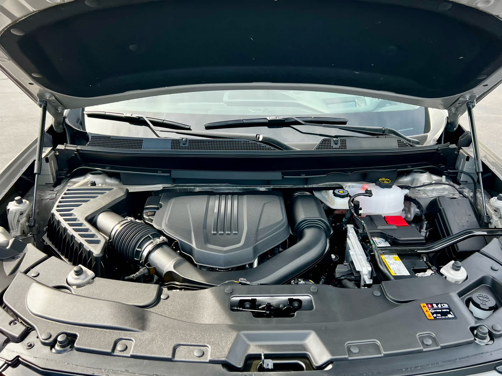 2027 GMC Acadia AT4 - Photo 12