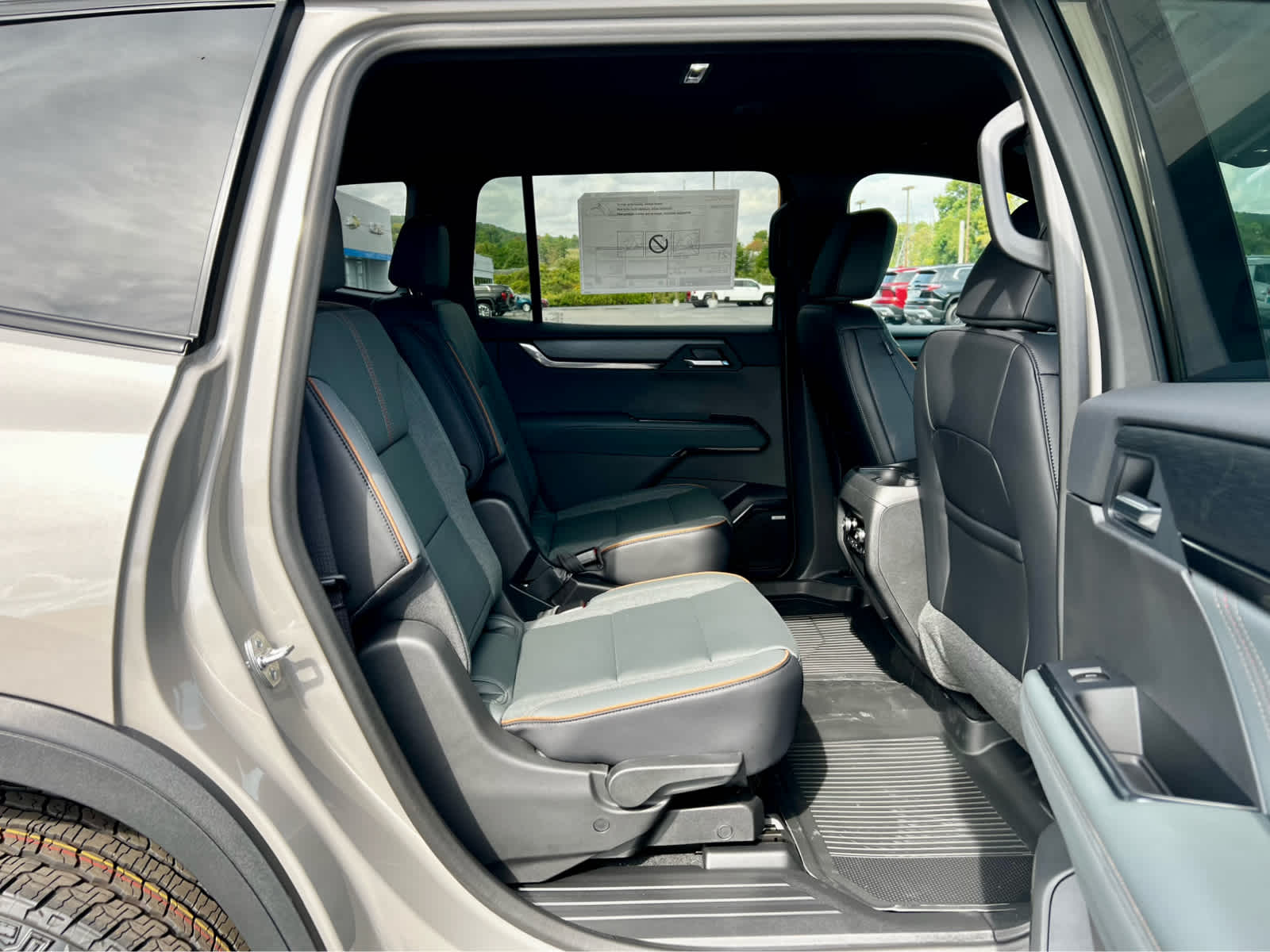 2027 GMC Acadia AT4 - Photo 21