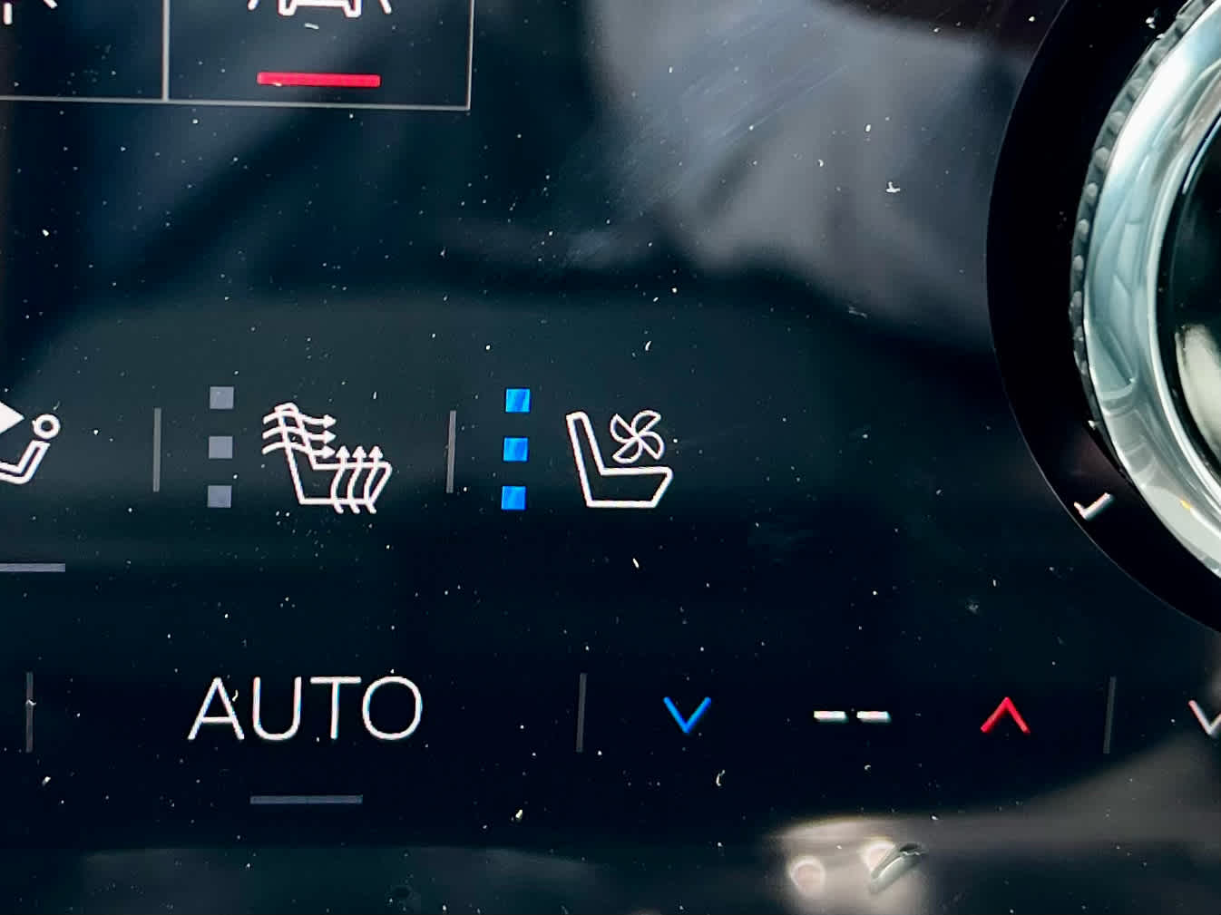 2027 GMC Acadia AT4 - Photo 28