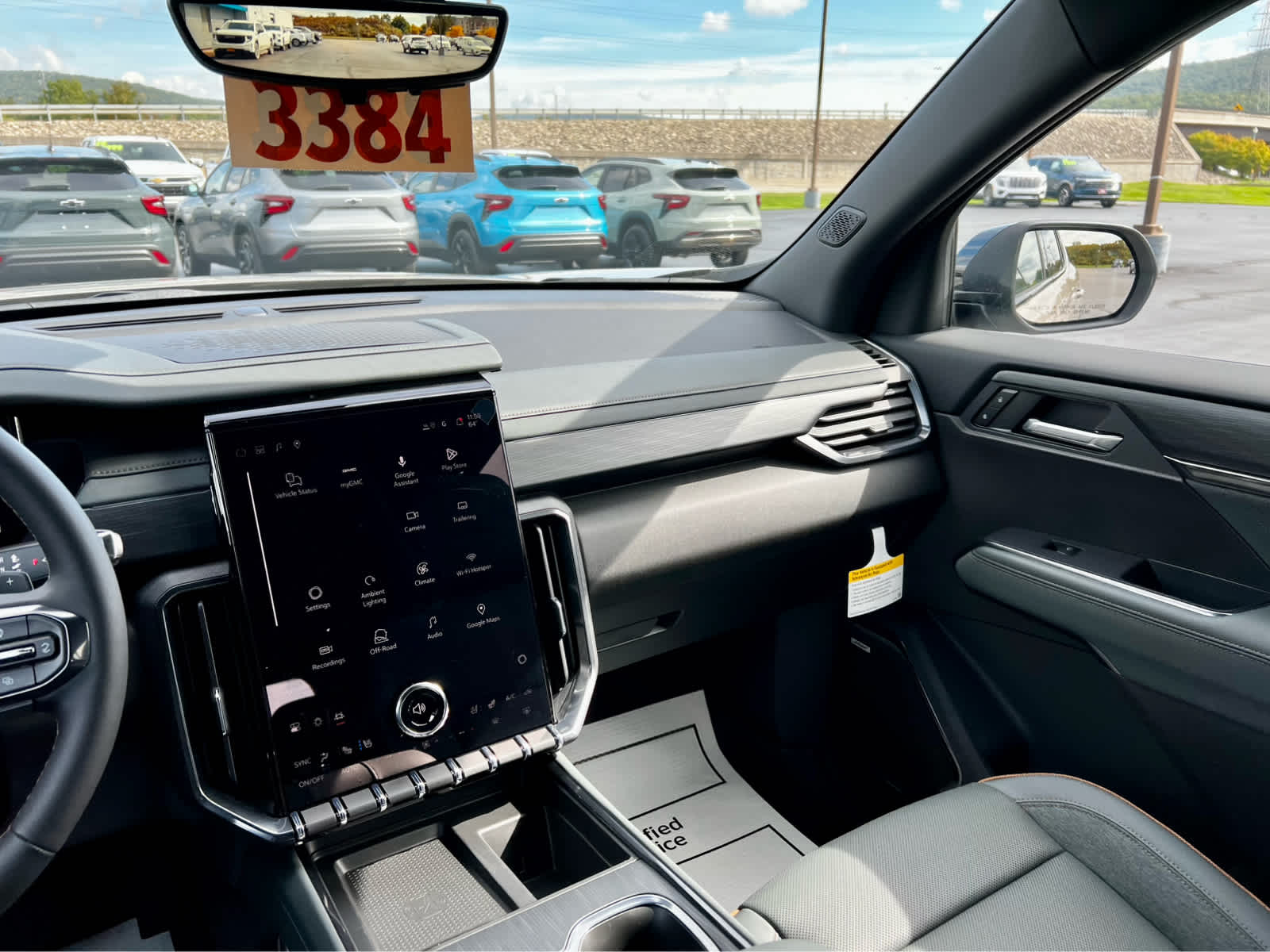 2027 GMC Acadia AT4 - Photo 31