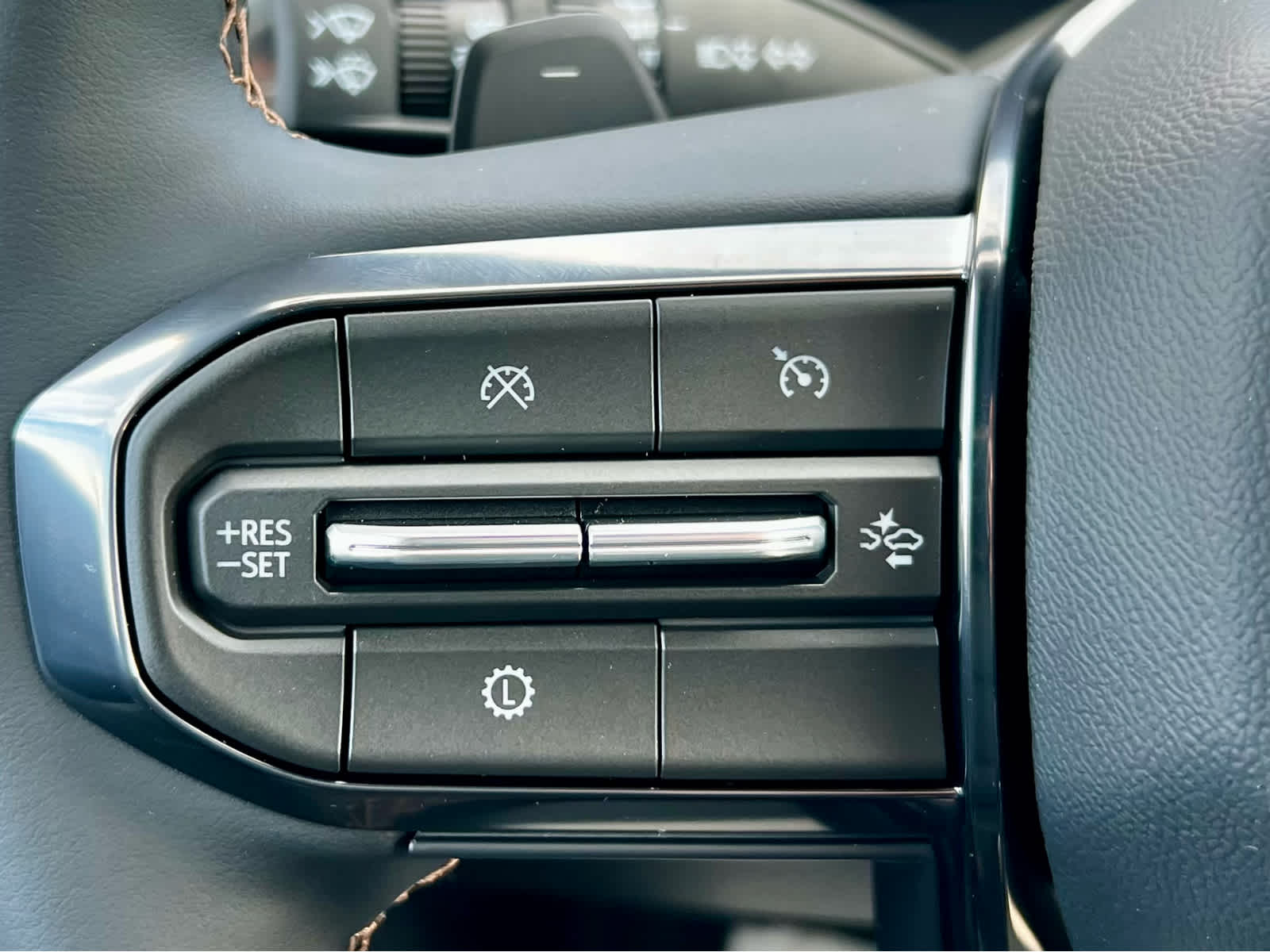 2027 GMC Acadia AT4 - Photo 34