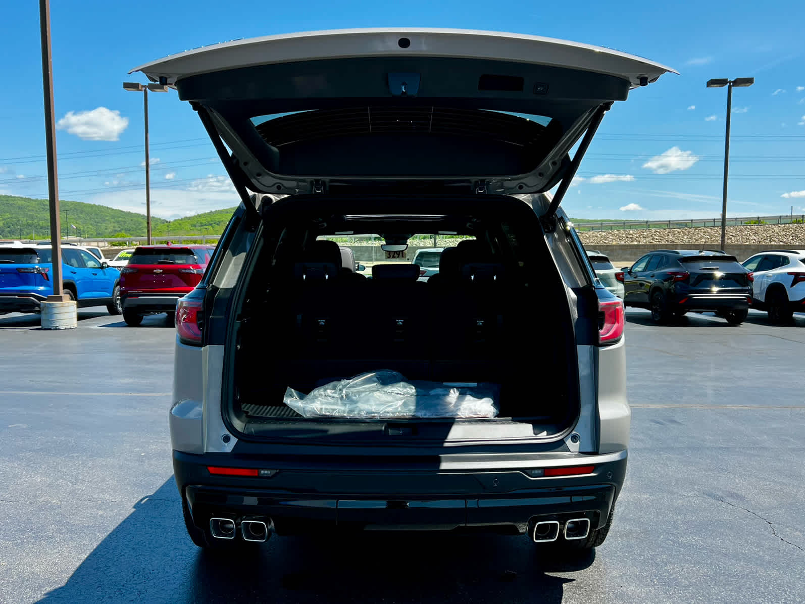 2026 GMC Acadia AT4
