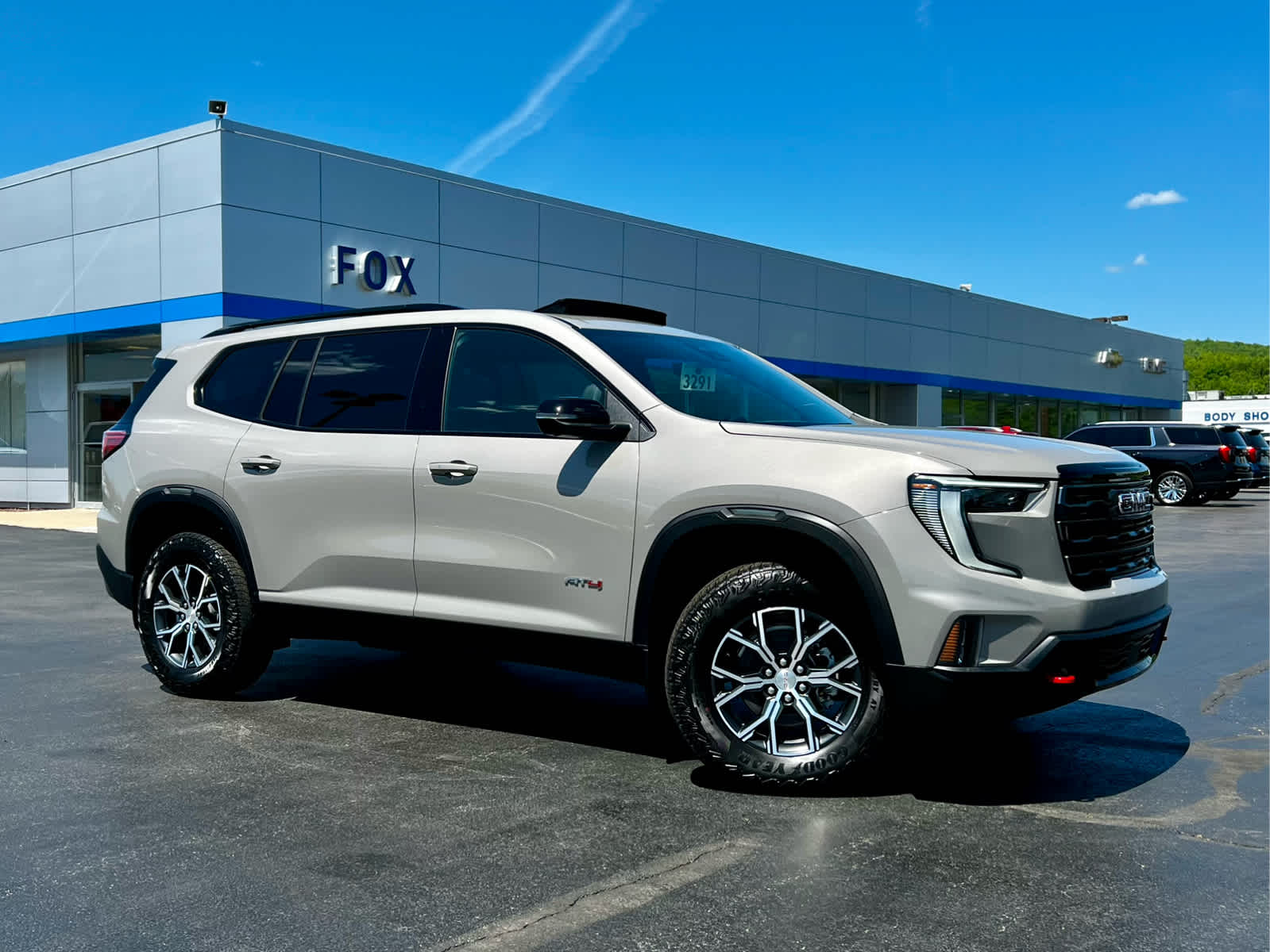 2026 GMC Acadia AT4