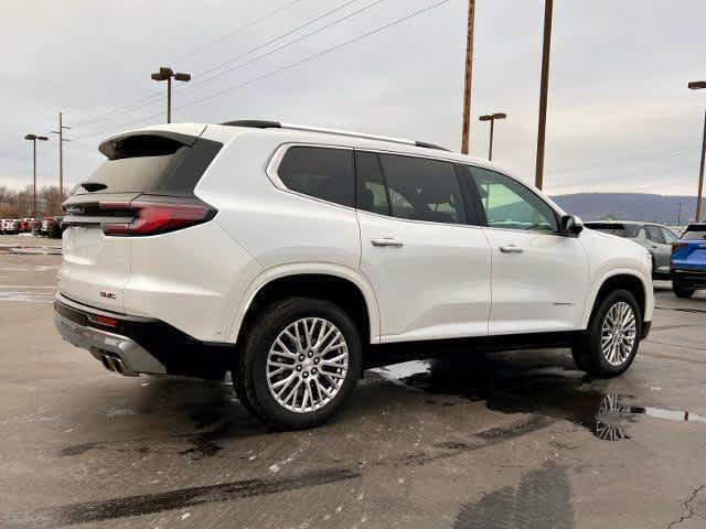 2024 GMC Acadia Denali