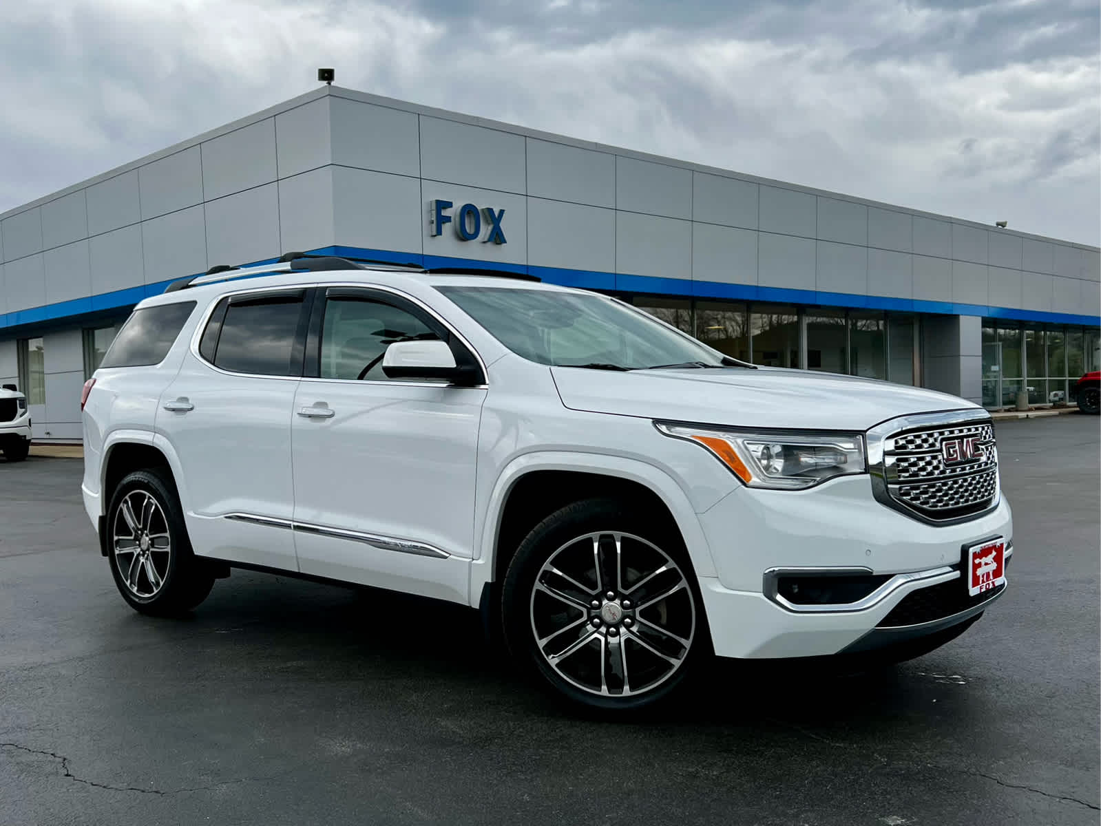 2019 GMC Acadia Denali AWD's photo