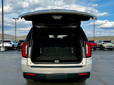 2022 GMC Yukon SLT