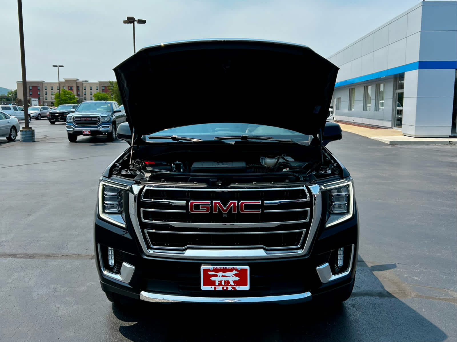 2023 GMC Yukon XL SLT