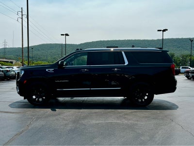 2023 GMC Yukon XL SLT
