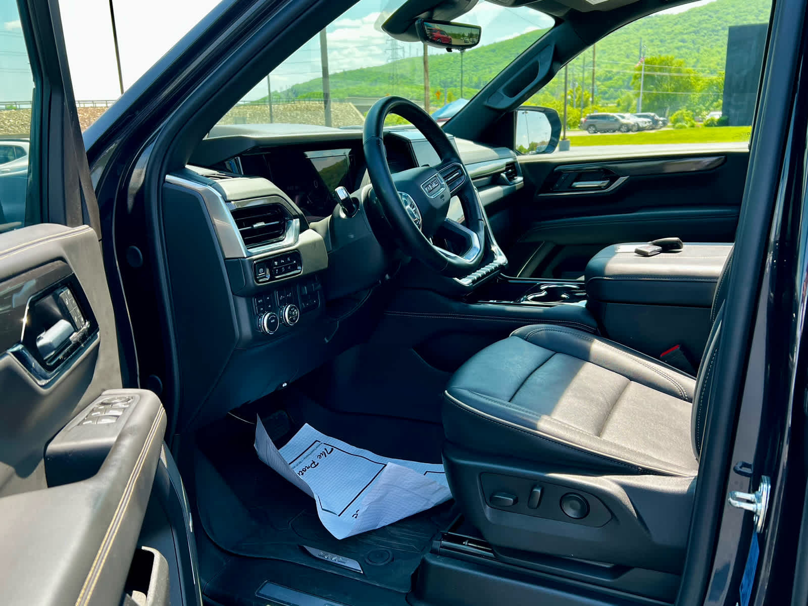 2025 GMC Yukon XL Elevation