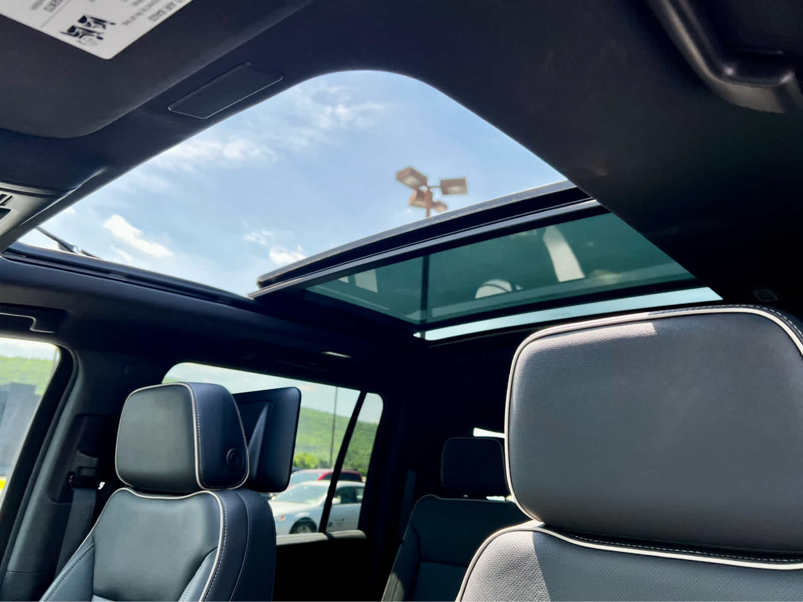 2025 GMC Yukon XL Elevation