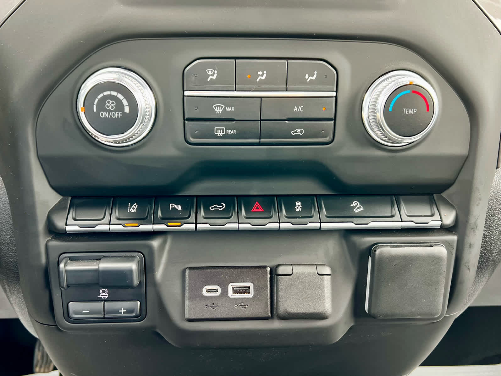2025 GMC Sierra 3500 HD Pro