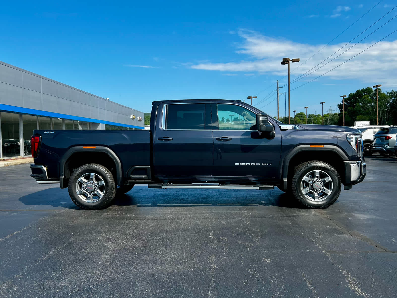 2026 GMC Sierra 2500 HD SLE