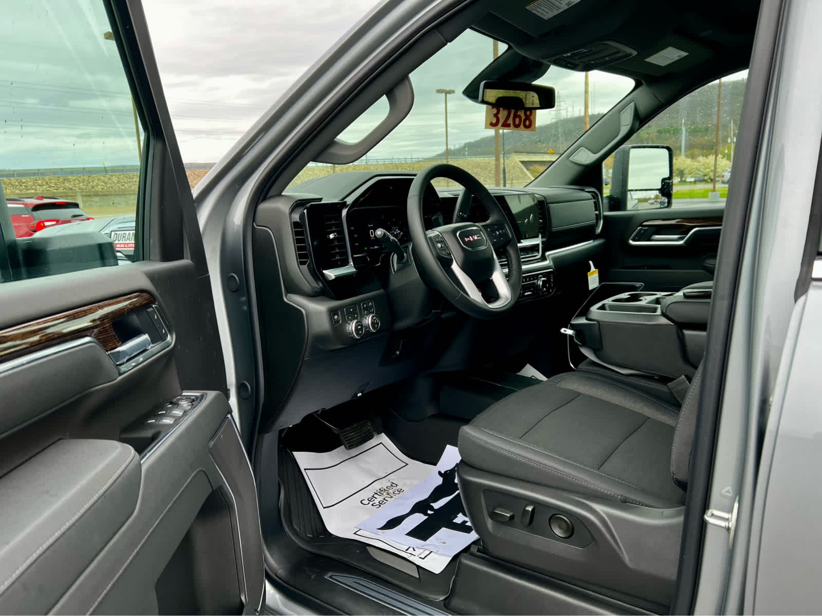 2026 GMC Sierra 2500 HD SLE