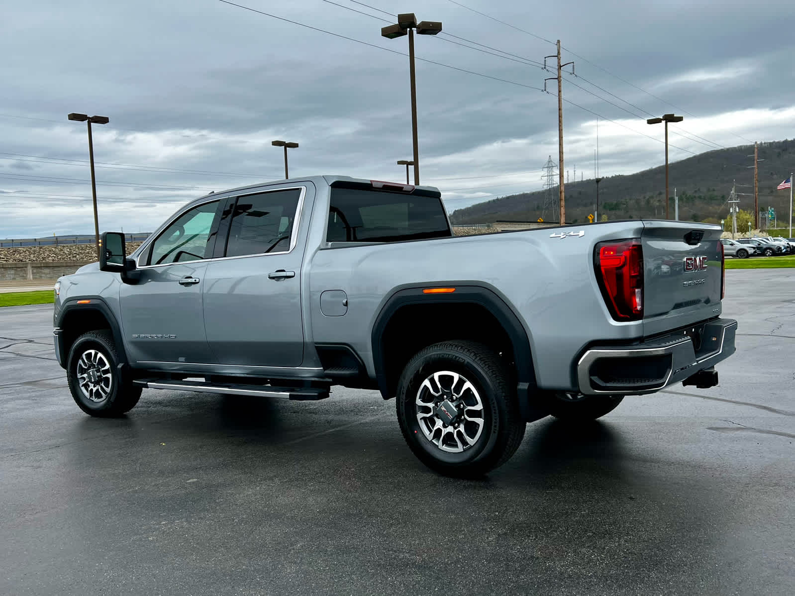 2026 GMC Sierra 2500 HD SLE