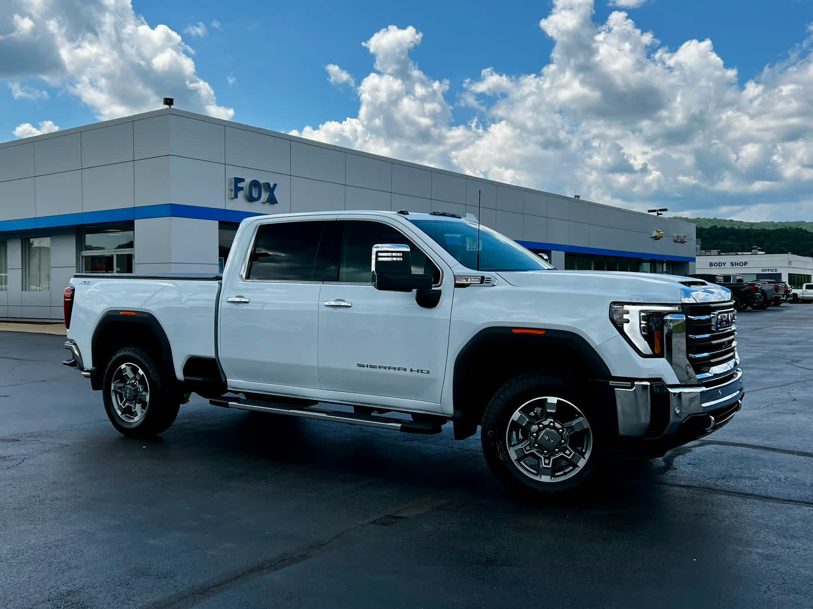 2026 GMC Sierra 2500 HD SLT