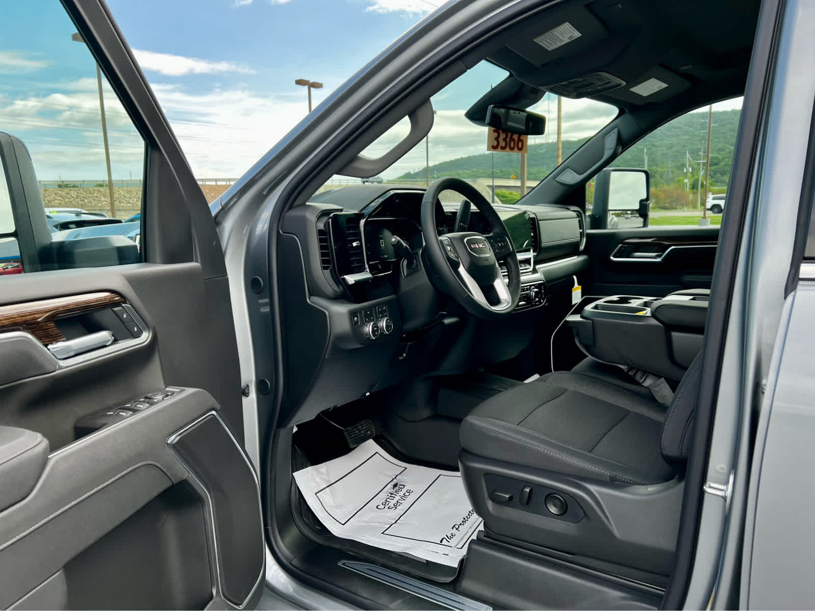2026 GMC Sierra 3500 HD SLE DRW