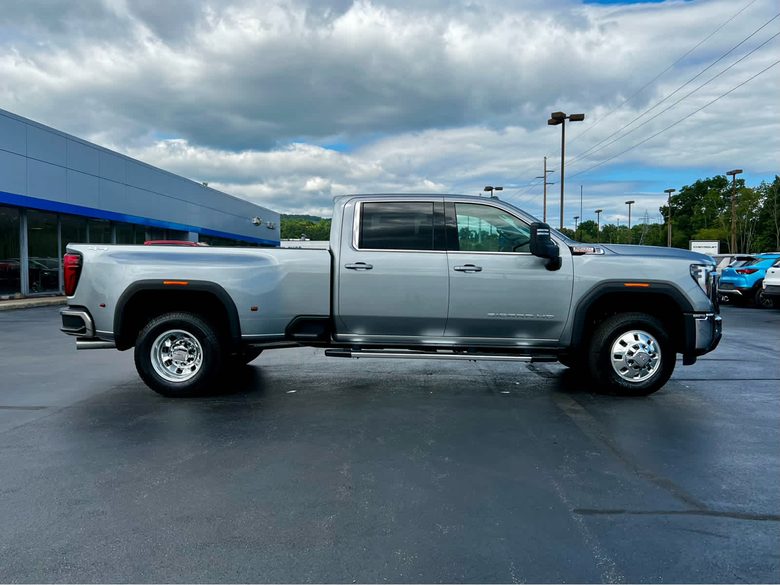 2026 GMC Sierra 3500 HD SLE DRW