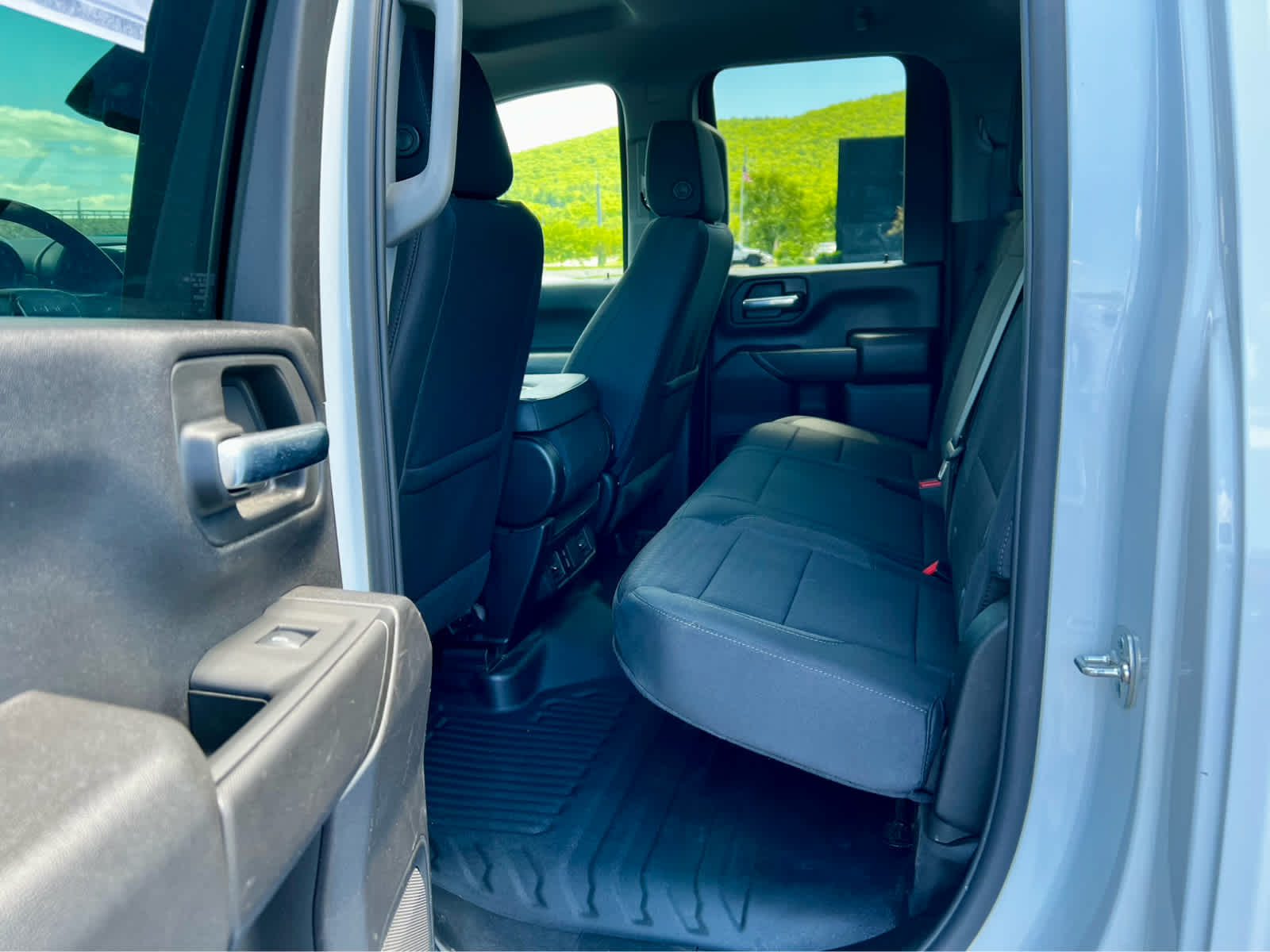 2025 GMC Sierra 2500 HD Pro