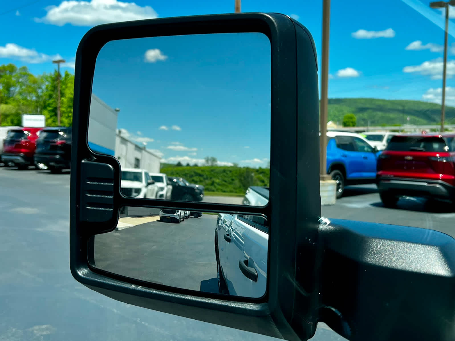 2025 GMC Sierra 2500 HD Pro