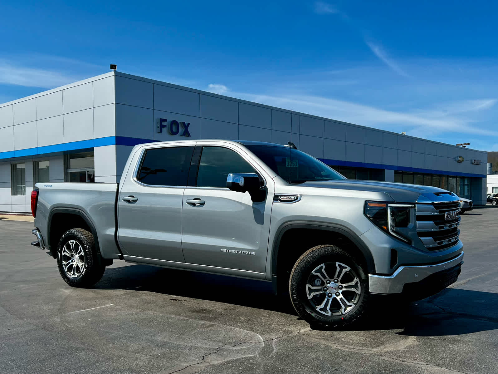 2026 GMC Sierra 1500 SLE