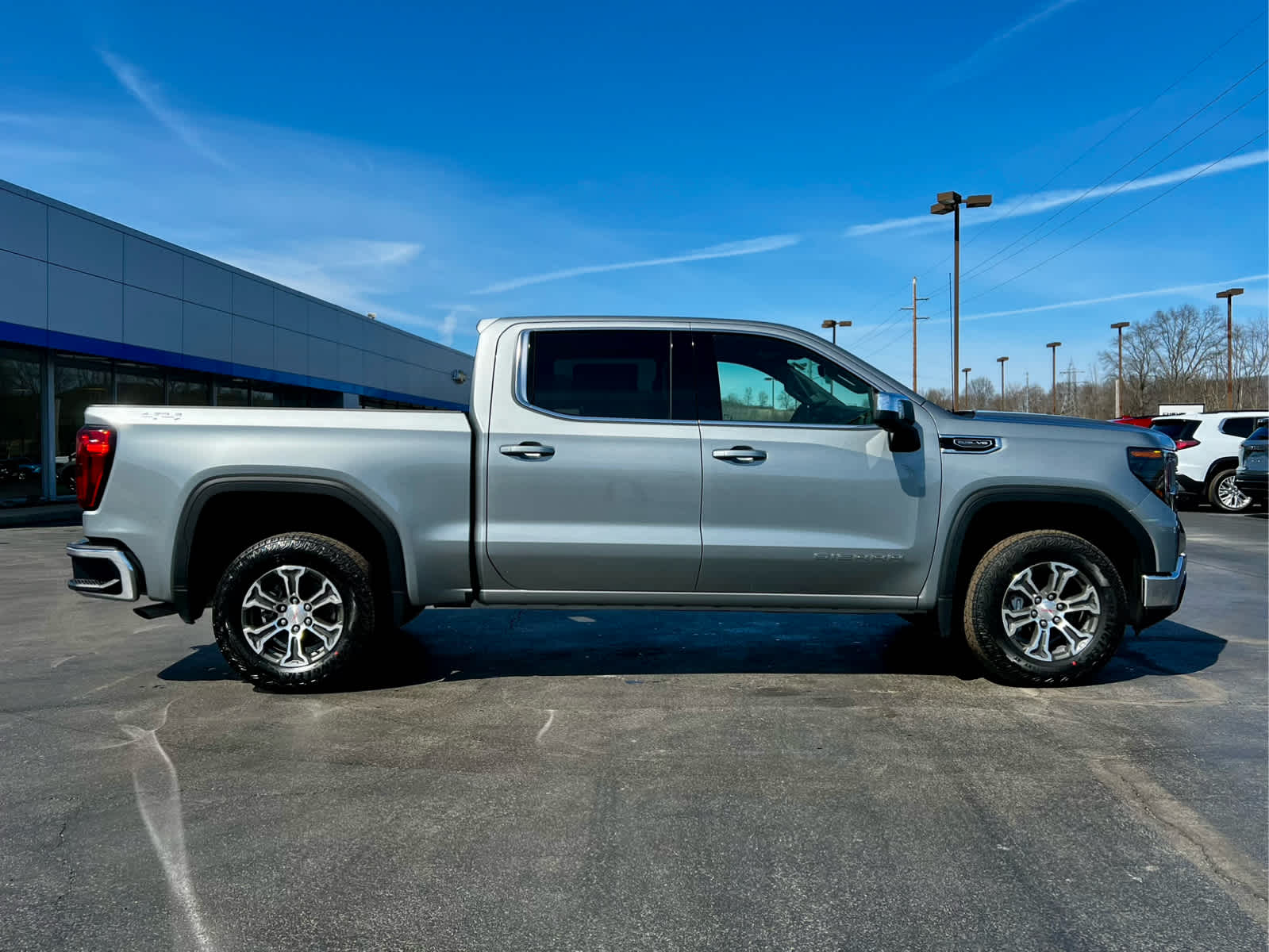 2026 GMC Sierra 1500 SLE