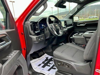 2023 Chevrolet Silverado 1500 LT (2FL)