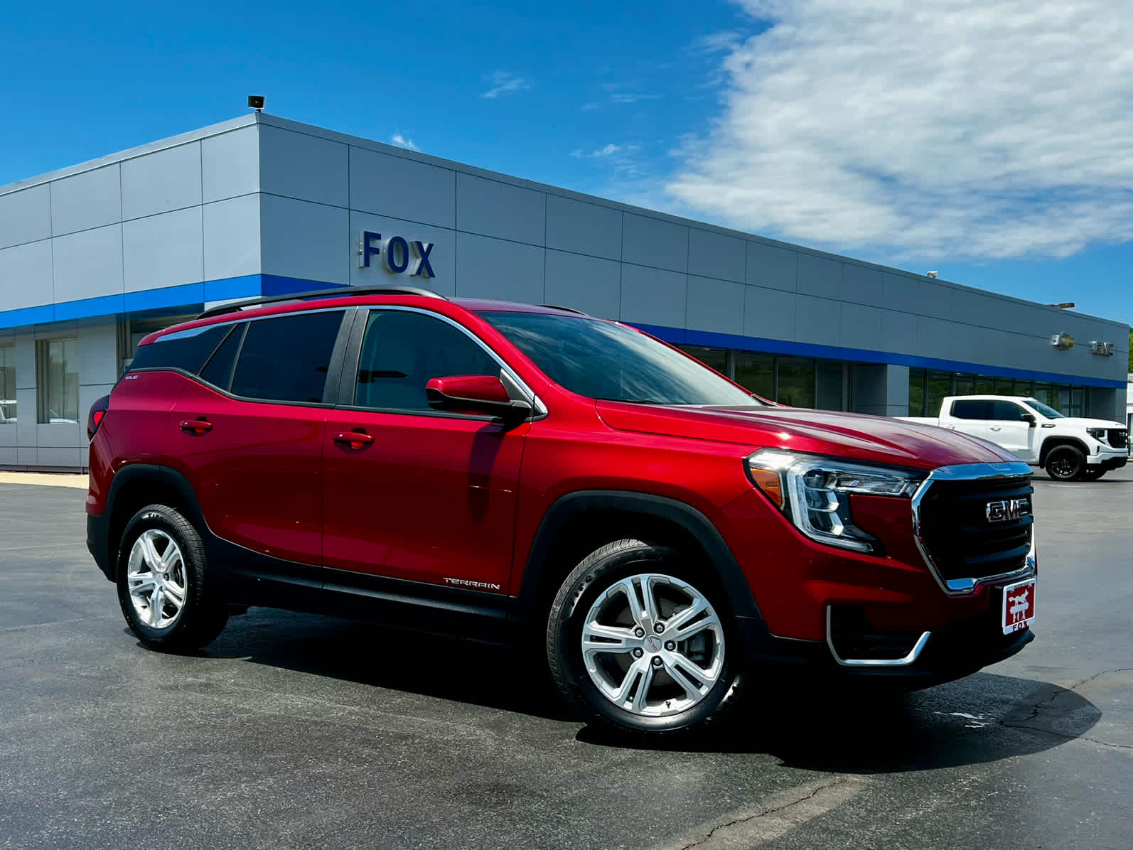 2024 GMC Terrain SLE AWD's photo