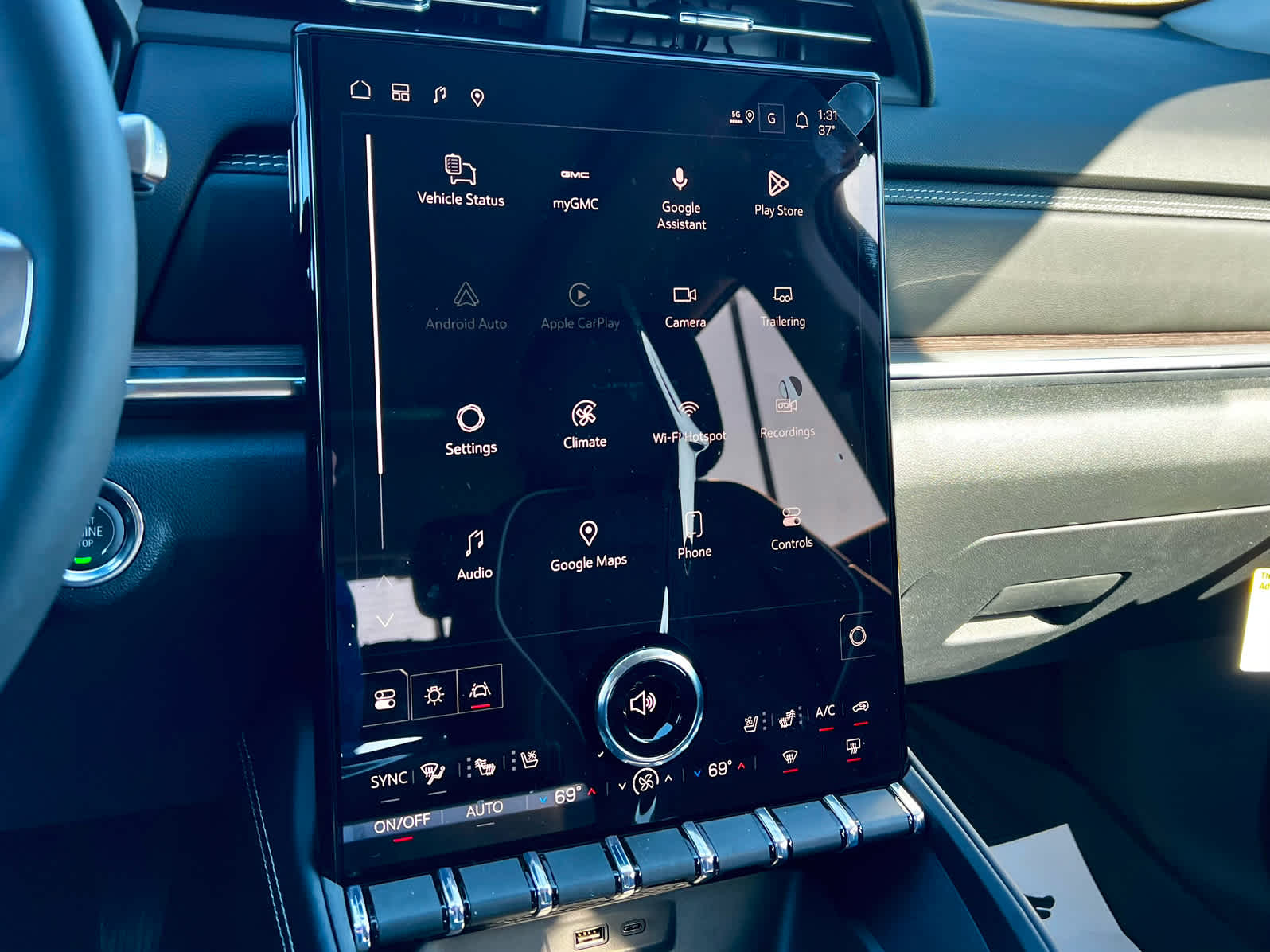 2027 GMC Terrain Denali