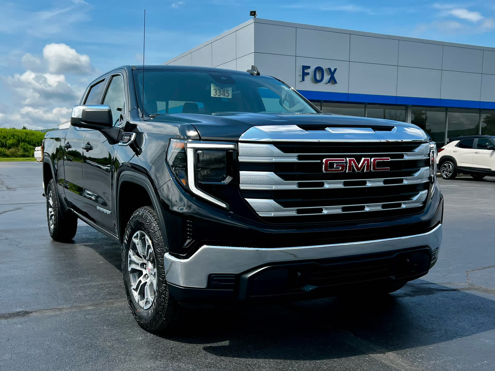 2026 GMC Sierra 1500 SLE