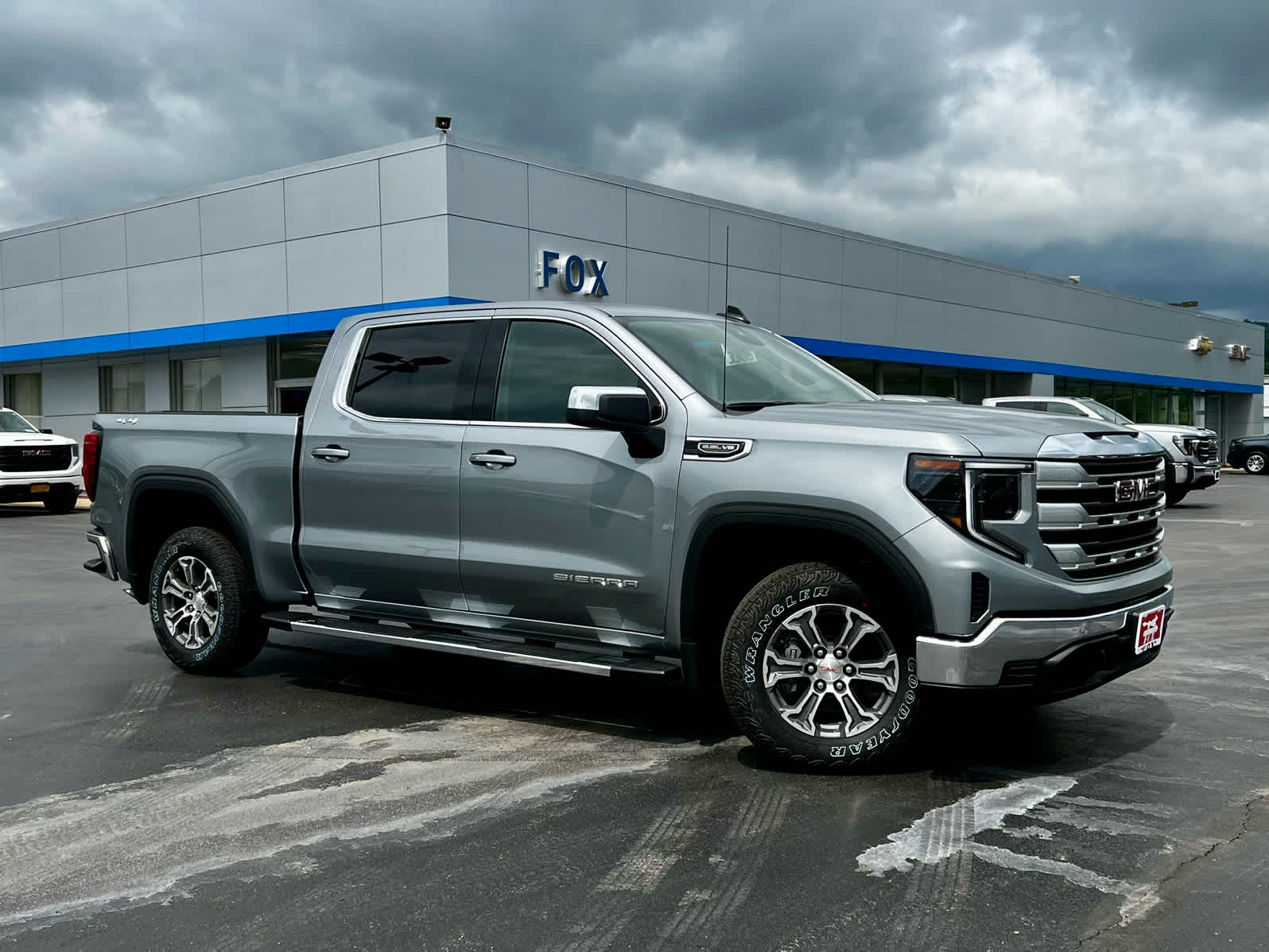 2026 GMC Sierra 1500 SLE