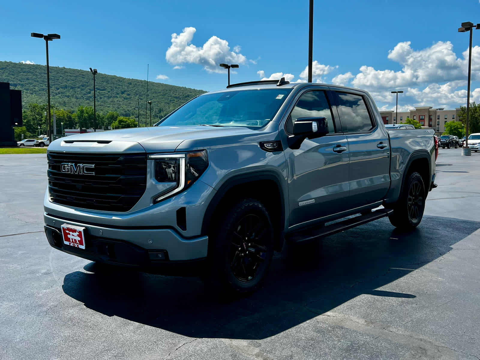 2024 GMC Sierra 1500 Elevation