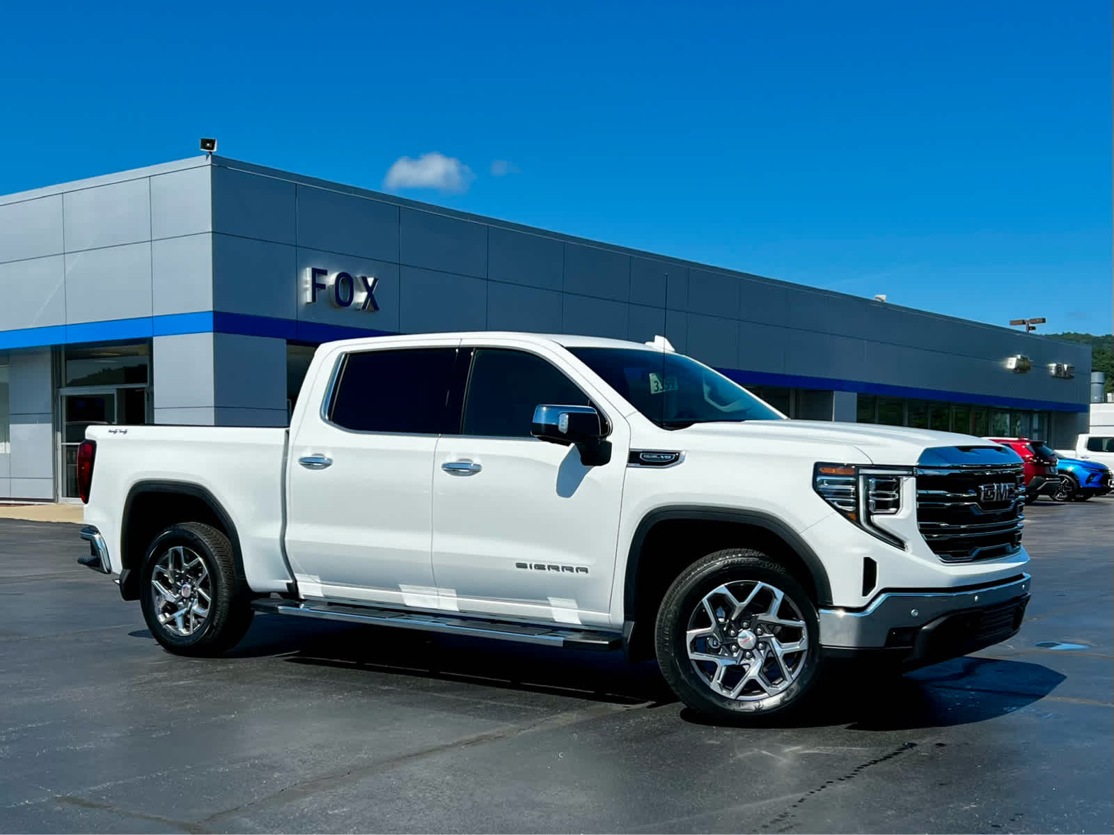 2026 GMC Sierra 1500 SLT