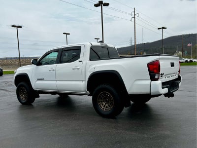 2022 Toyota Tacoma 4WD SR