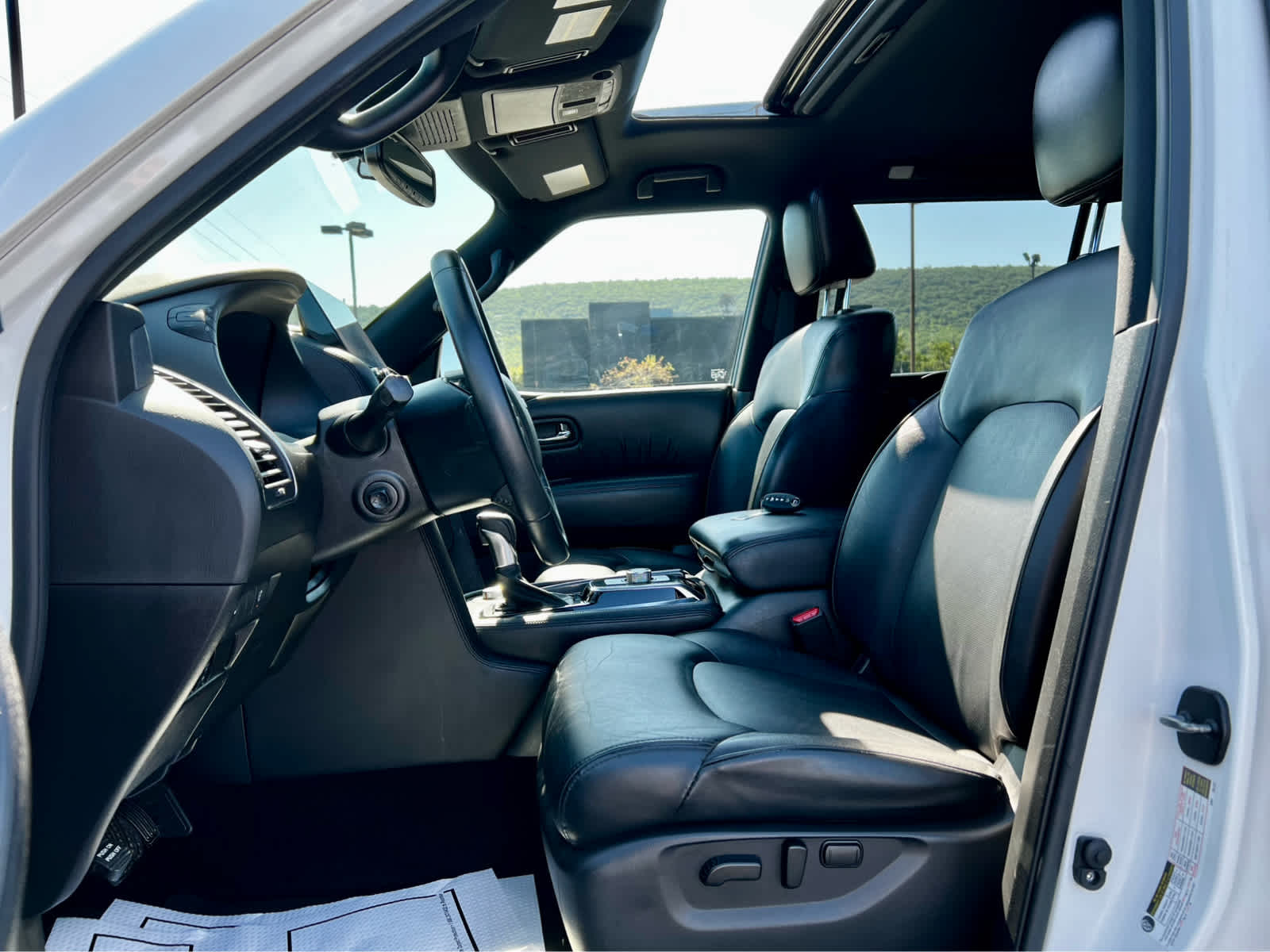 2022 Nissan Armada SL