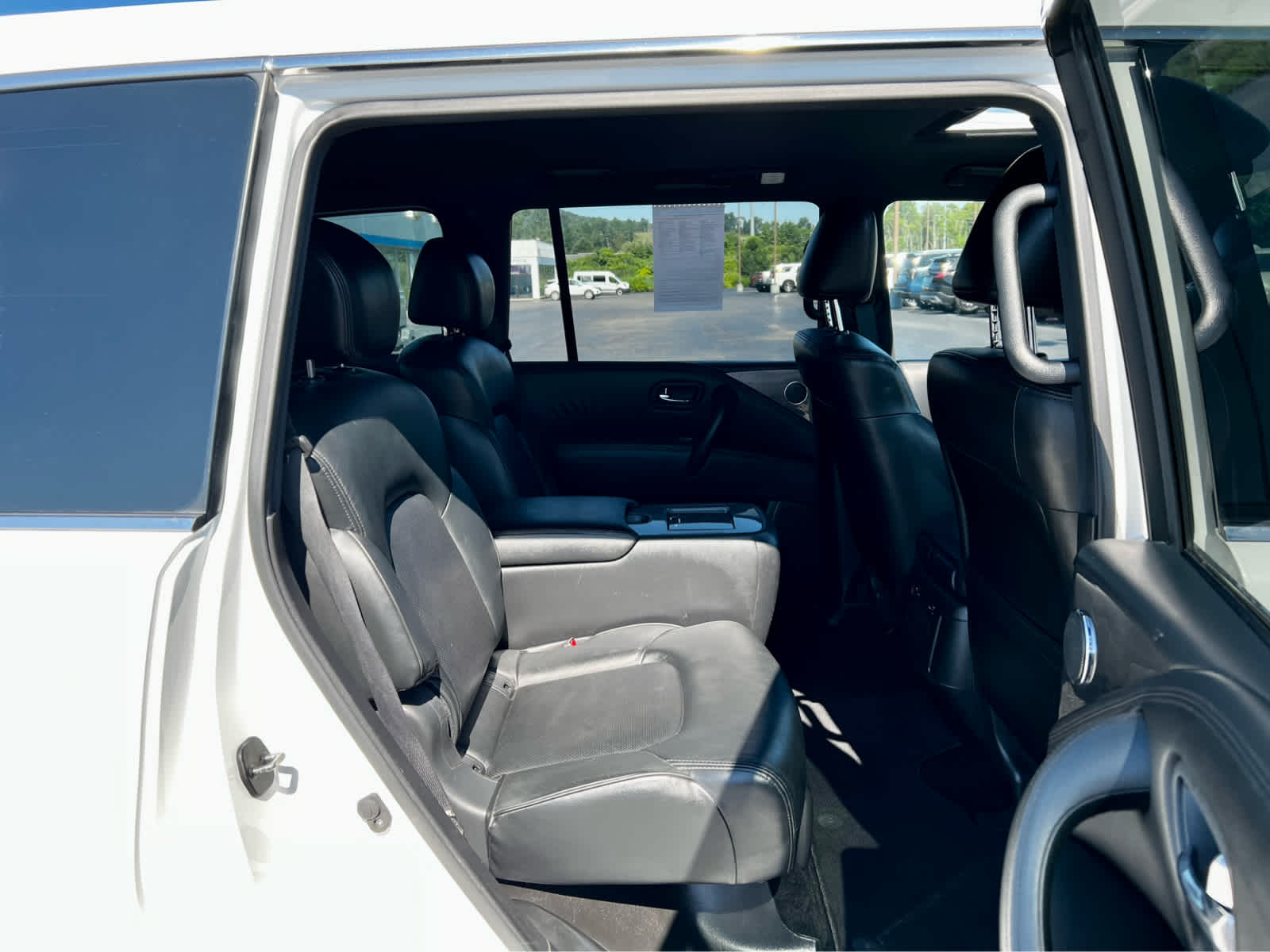 2022 Nissan Armada SL